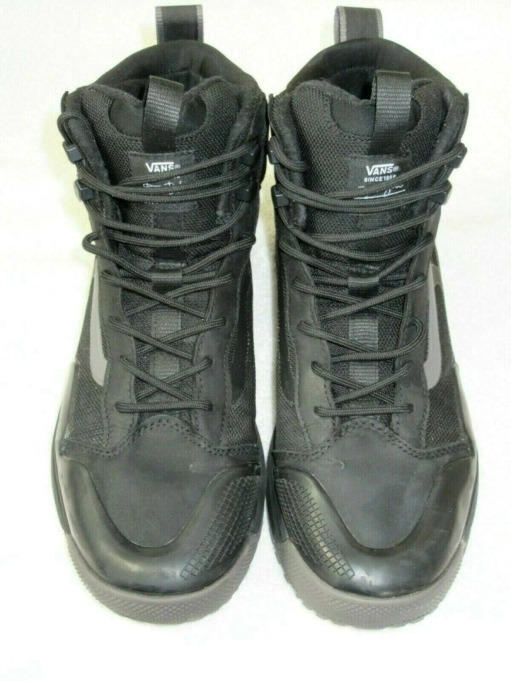 Black/Gray Gore-Tex Hi-Top Shoes Y90080