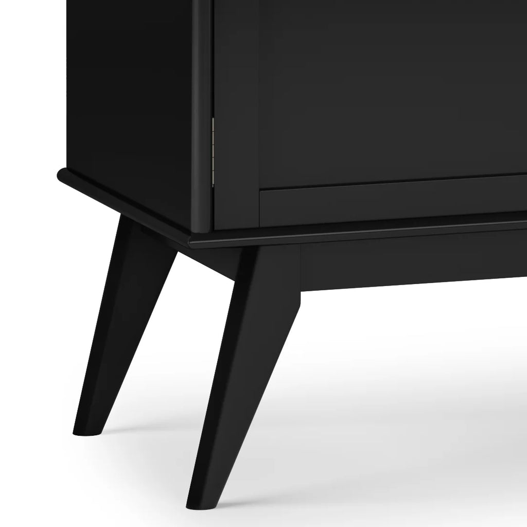 Black Low TV Media Stand Y784380