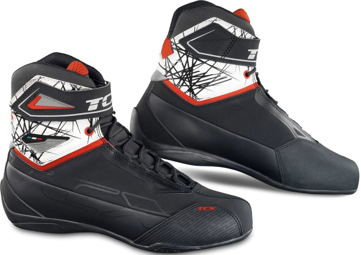 Black-White-Red Size 40 Shoes X6891
