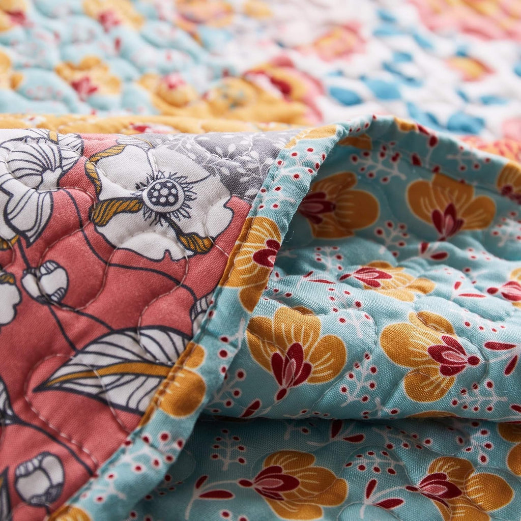 Calico Throw Blanket S19576