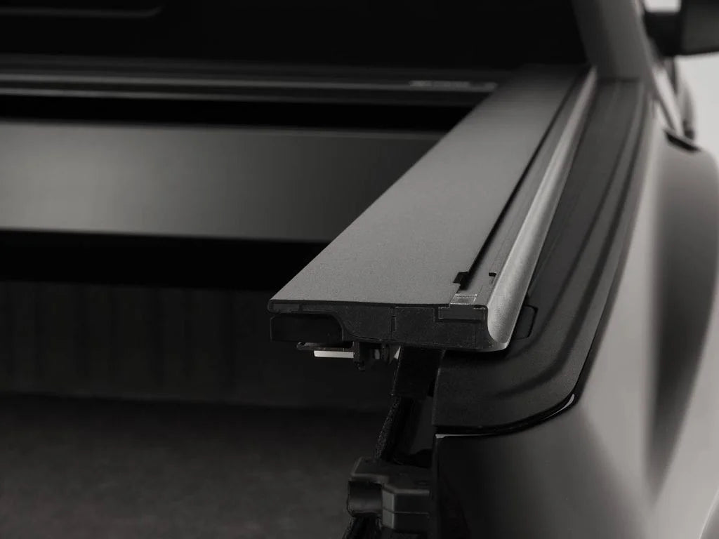 Retractable Truck Bed Tonneau Cover J740
