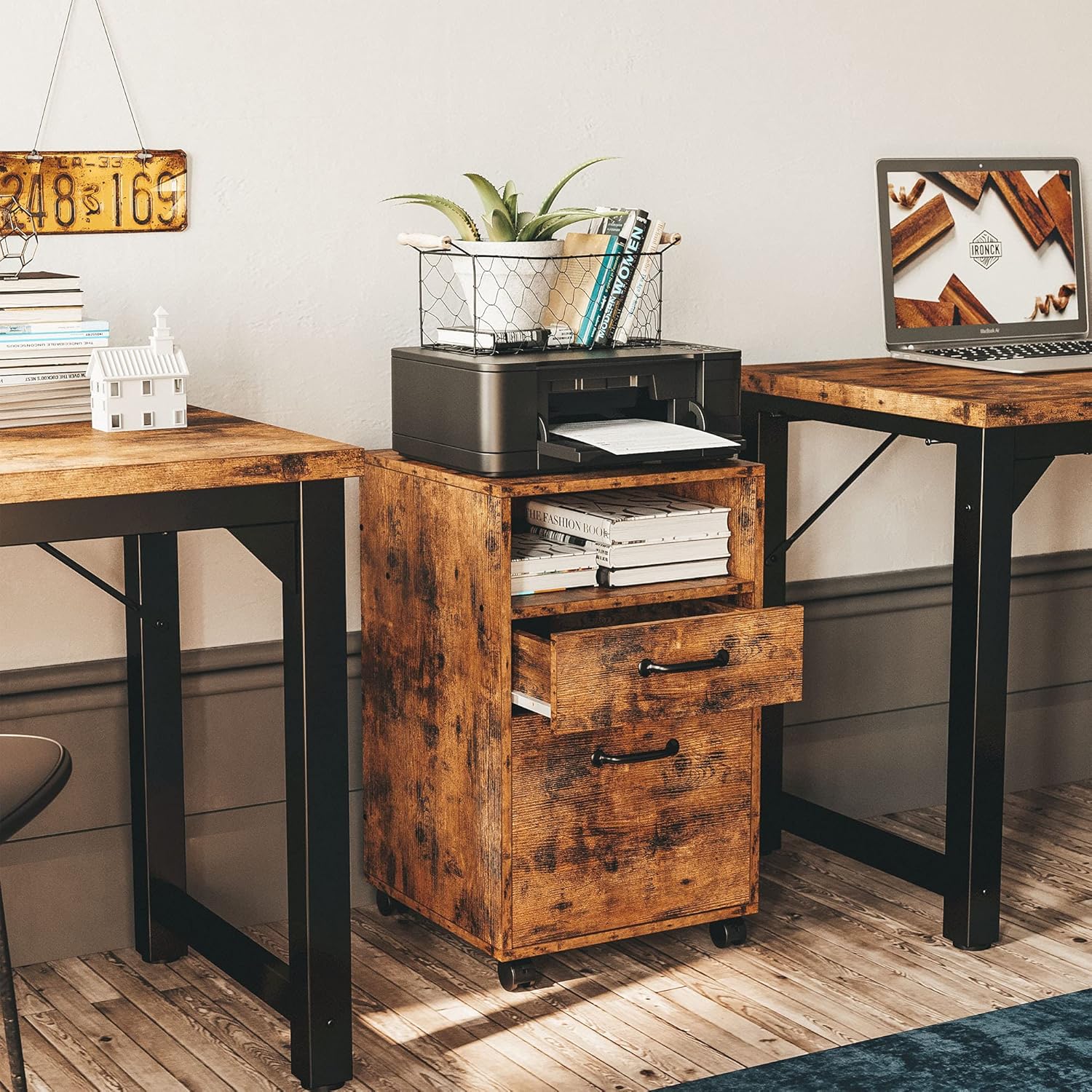 Vintage Brown Lateral Filing Cabinet with 2 Drawers P912