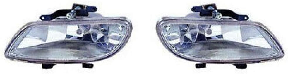 Fog Light Pair with Bulbs R11815
