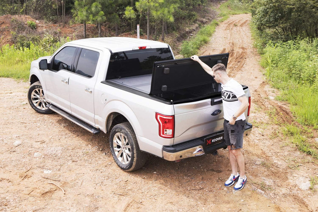 Low Profile Hard Folding Truck Bed Tonneau Cover R249